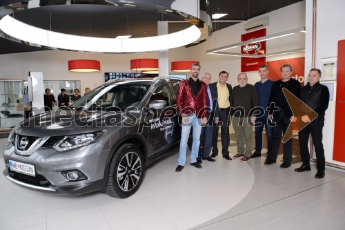 Avto Koletnik Djordju Balaševiću predal Nissan X-Trail
