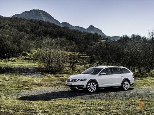 Škoda Octavia Scout: robusten multitalent z novo tehnologijo