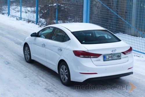 Hyundai Elantra 1.6 Style, mediaspeed test