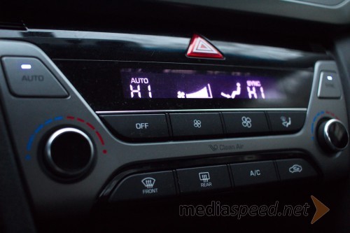 Hyundai Elantra 1.6 Style, 2-delna samodejna klimatska naprava