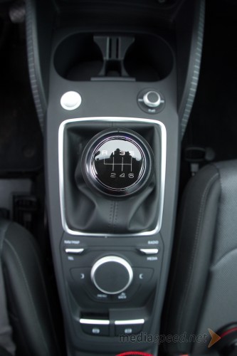 Audi Q2 Sport 1.6 TDI, ročni menjalnik je natančen