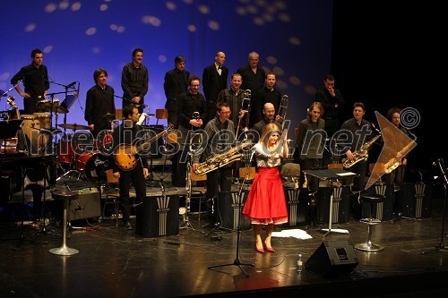 Big Band RTV Slovenija in Eva Hren, pevka