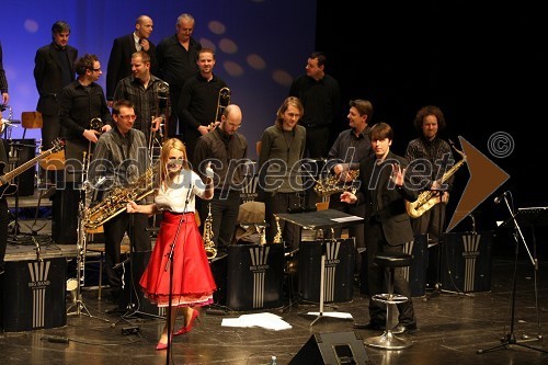 Big Band RTV Slovenija, Eva Hren, pevka in Tadej Tomšič, dirigent