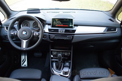 BMW 225xe Active Tourer, ergonomska notranjost