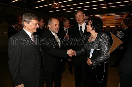 Wolfgang Schüssel, nekdanji avstrijski kancler, dr. Valentin Inzko, avstrijski veleposlanik, dr. Danilo Türk, predsednik Republike Slovenije in soproga Barbara Miklič Türk