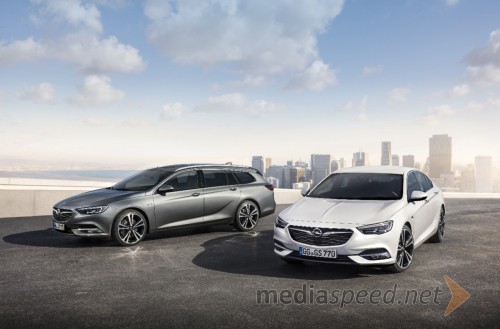 Opel Insignia Grand Sport  z najnovejšimi pogonskimi sklopi