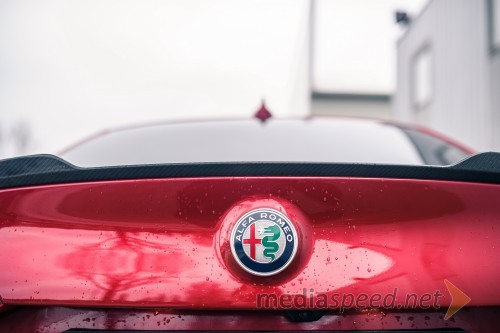 Alfa Romeo Giulia 2.9 V6 Bi-Turbo AUT Quadrifoglio