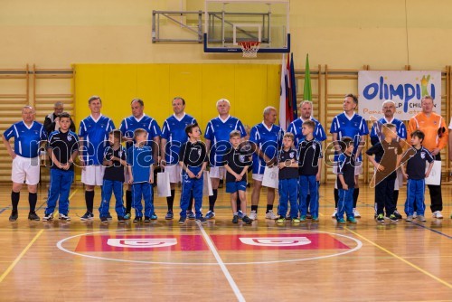 Dobrodelna tekma z velikani slovenskega športa
