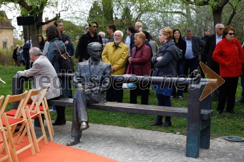 Odkritje spomenika Borisu Pahorju