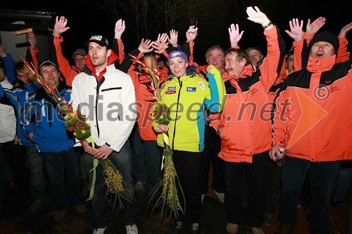 Aleš Gorza, smučar, Tina Maze, smučarka in navijači