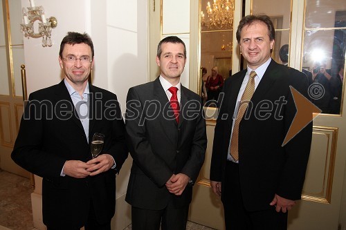 Vlado Vedlin, direktor mariborskega Europarka, Uroš Skuhala, direktor ČZP Večer in Simič, generalni direktor Davčne uprave Republike Slovenije