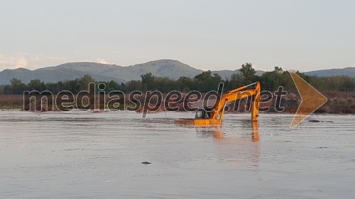 Poplave in razlitje vode v Krškem in okolici