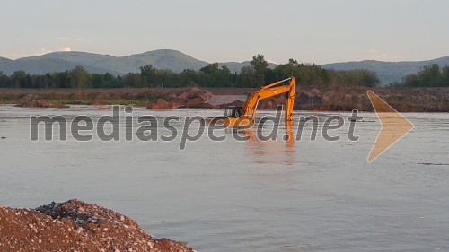 Poplave in razlitje vode v Krškem in okolici