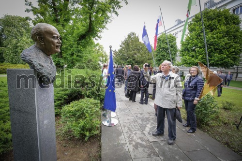 Odkritje spomenika Francetu Bučarju