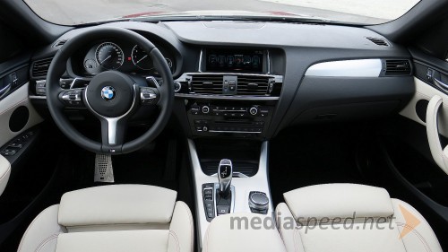 BMW X4 xDrive28i, premijski interier