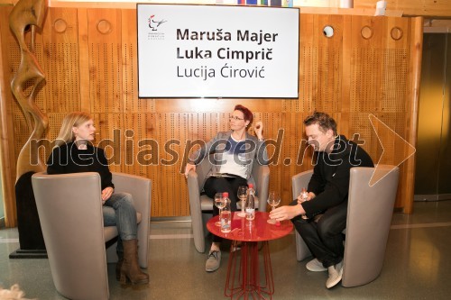 Maruša Majer in Luka Cimprič, pogovor na Škrabčevi domačiji