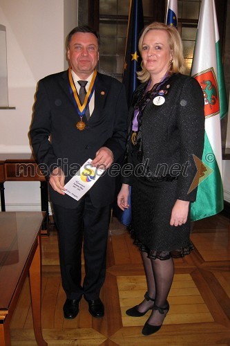 Zoran Jankovič, župan Ljubljane in Lorena Hus, guvernerka Zveze Lions klubov District D129 v Sloveniji