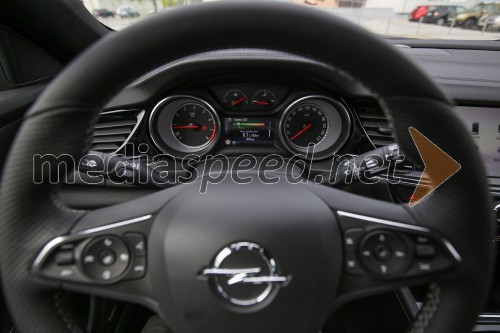 Nova Opel Insignia Grand Sport, slovenska predstavitev