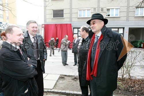 Mag. Marko Zidanšek, požupan Mestne občine Celje, Marjan Kovač, predsednik Kmetijske zadruge Celje, Martin Nose, direktor Zadružne zveze Slovenije in dr. Draško Veselinovič, predsednik uprave Deželne banke Slovenije d.d.