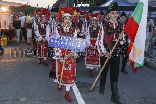 29. Folkart, povorka