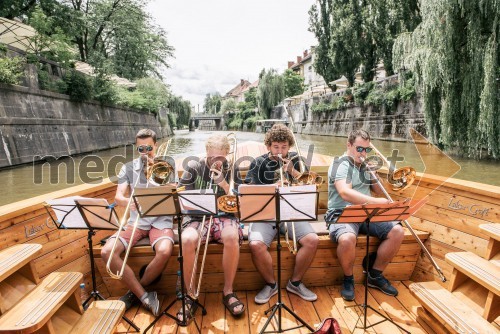 Festival na Ljubljanici, otvoritev