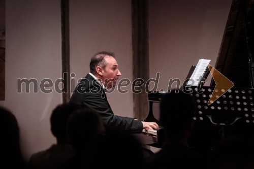 Simon Trpčeski, koncert makedonskega pianista