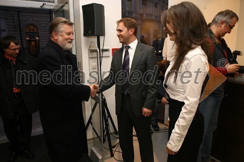 Andrej Lesjak, svetovalec direktorja podjetja Delo revije d.d., Matej Raščan, direktor in lastnik podjetja Rašica Point d.o.o. in podjetja Delo revije, d.d., ter njegova zaročenka Marija Pandrc, izvršna direktorica Rašice