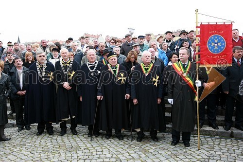 Člani Evropskega reda vitezov vina