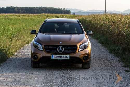 Mercdes-Benz GLA 220D 4Matic