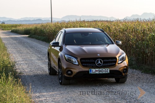 Mercdes-Benz GLA 220D 4Matic