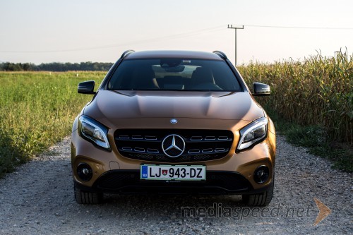 Mercdes-Benz GLA 220D 4Matic