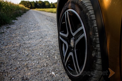 Mercdes-Benz GLA 220D 4Matic