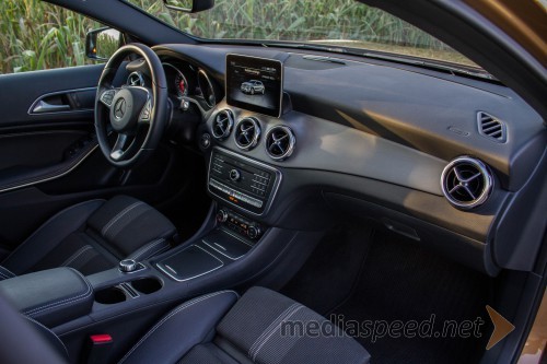 Mercdes-Benz GLA 220D 4Matic, za dobro počutje so poskrbeli odlični arhitekti