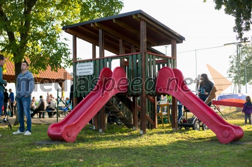 Otvoritev otroškega igrišča v Skopicah (Občina  Brežice)