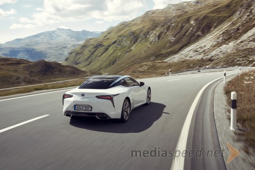 Luksuzni Lexus LC prihaja na Slovenske ceste