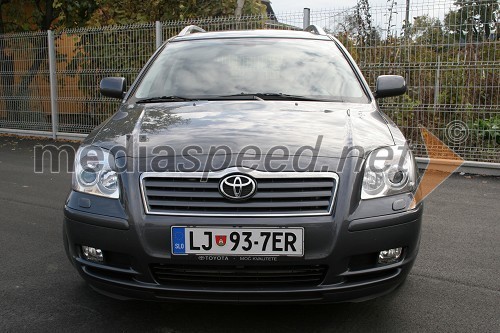 Toyota avensis wagon diesel 110kw