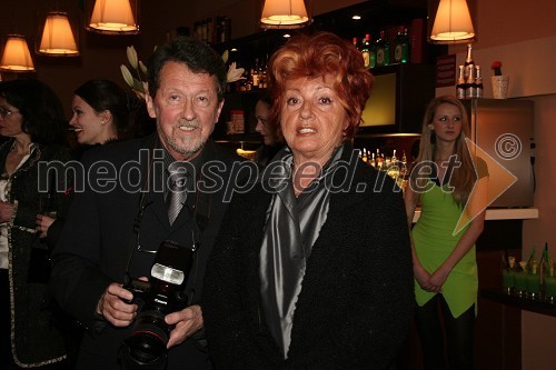 Stane Jerko, fotograf in Bernarda Jeklin, nekdanja urednica Jane