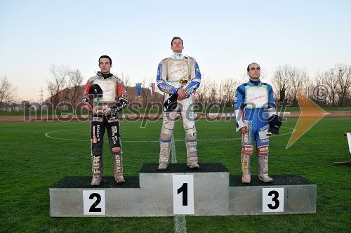 Jernej Kolenko (AMTK Ljubljana), Matej Žagar (AMTK Ljubljana) in Izak Šantej (AMD Krško)