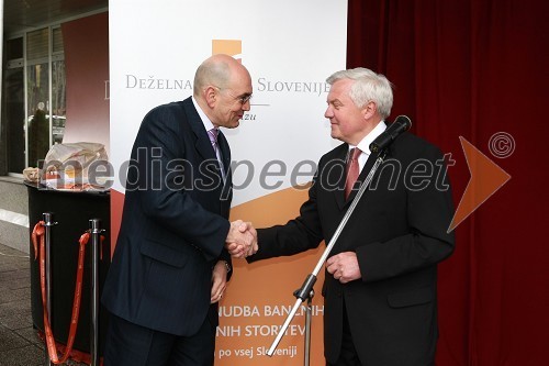 Dr. Draško Veselinovič, predsednik uprave Deželne banke Slovenije d.d. in Mirko Brulc, župan občine Nova Gorica   	