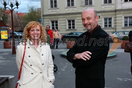 Tina Kosi, upravnica SLG Celje in Borut Smrekar, pomočnik upravnice SLG Celje