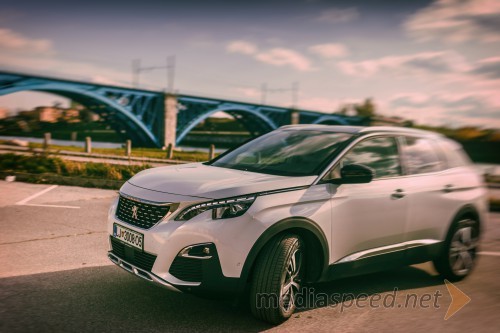 Peugeot 3008 Allure 1.2 PureTech 130 EAT