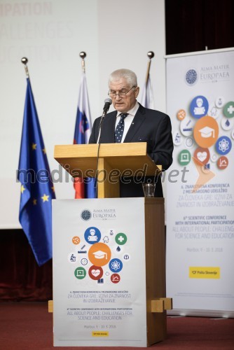 Konferenca Za človeka gre 2018, petek