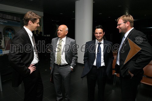 Wilfried Weitgasser, direktor Porsche Slovenija, Janez Kocijančič, predsednik Olimpijskega komiteja Slovenije, Danilo Ferjančič, direktor Porsche Slovenija in Marko Škriba, vodja blagovne znamke Škoda v Sloveniji