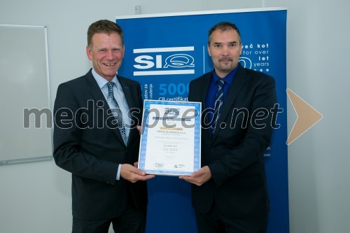 Pošta Slovenije prejela mednarodni certifikat ISO 50001:2011 za učinkovito upravljanje z energijo