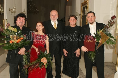 Tenorist Janez Lotrič, sopranistka Petya Ivanova, Stane Jurgec, umetniški vodja Opere in baleta SNG Maribor, pianistka Olga Peceny in baritonist Jaki Jurgec