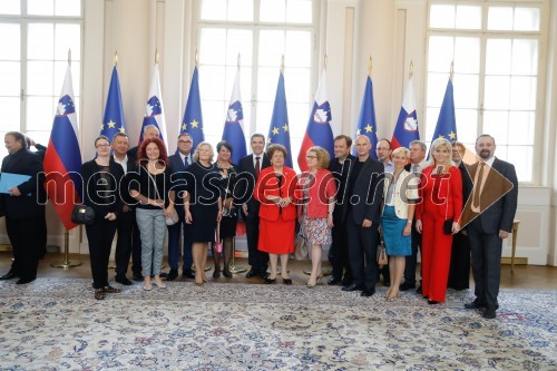 Borut Pahor je v Predsedniški palači vročil državni odlikovanji