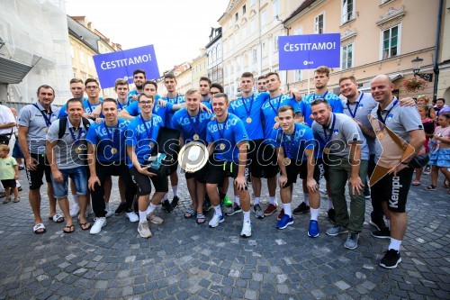 Slovenska mladinska rokometna reprezentanca in strokovni štab