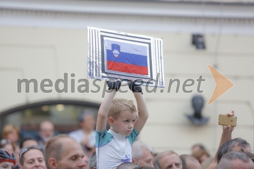 Sprejem kolesarja Primoža Rogliča