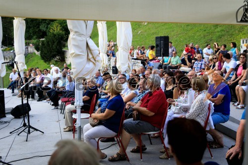 Koncert opernih arij, posvečen 200-letnici Postojnske jame