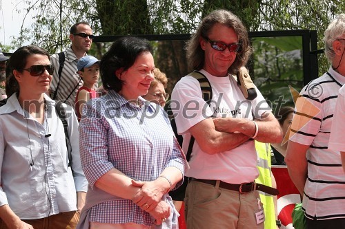 Barbara Miklič - Türk, žena predsednika RS dr. Danila Türka in častna pokroviteljica teka in Primož Kališnik, odgovorni urednik Poleta